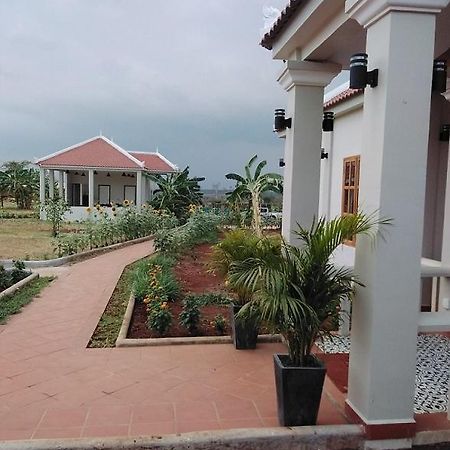 Koh Ker Hotel And Restaurant Phumi Moreal Zewnętrze zdjęcie