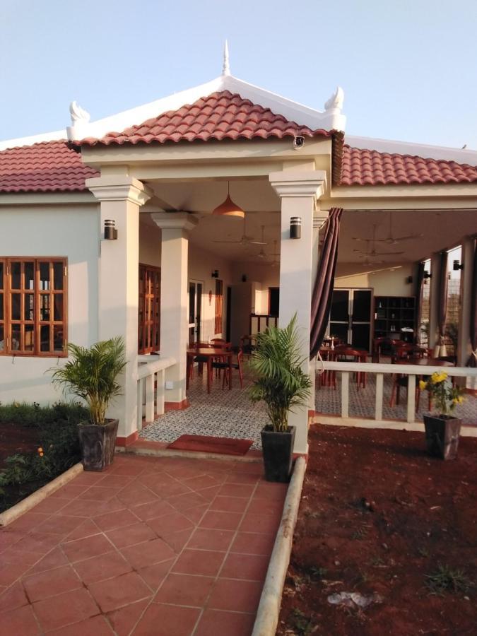 Koh Ker Hotel And Restaurant Phumi Moreal Zewnętrze zdjęcie
